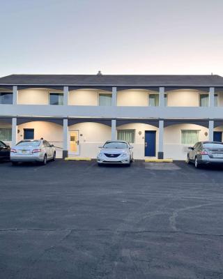Motel 6 Williamstown