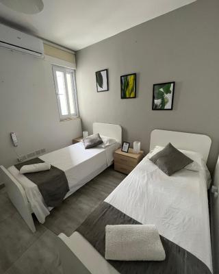 F3 Room 2, Private Room two single beds shared bathroom