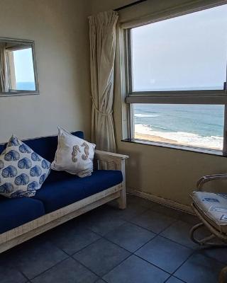 703 High Tide, Holiday Apartment, Main Beach, Amanzimtoti