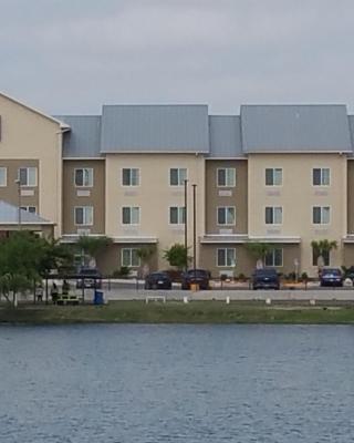 Comfort Inn & Suites Lakeside