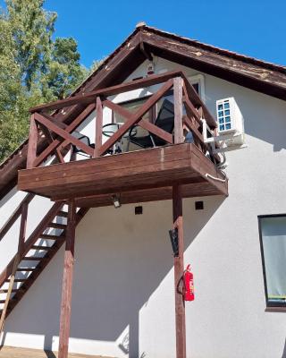 Apartamenti pie jūras 5 cilvēkiem, otrā stāvā
