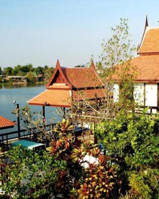 Ayutthaya Garden River Home