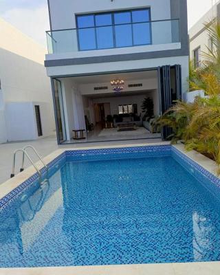Oceanfront Villa 5BHK with private pool and seaview