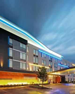 Aloft Bolingbrook