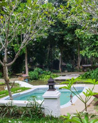Shaya Homestay & Dorms