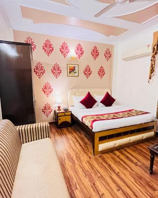 Hotel Paras - Karol Bagh Delhi