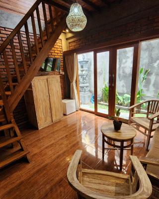 Jineng Guest house by the swand