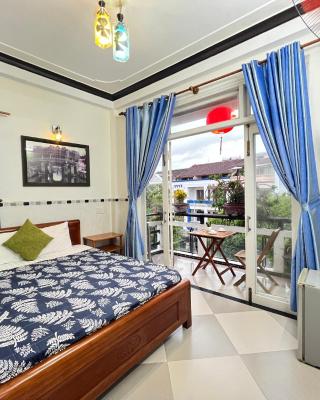 Phuc Bao Center Local Homestay - 3 mins walk to Old Town