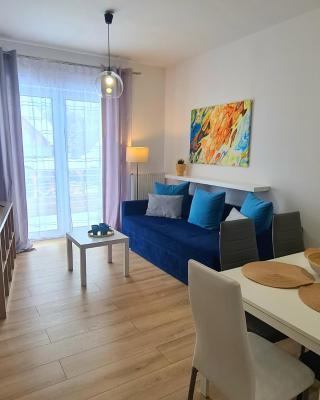 APARTAMENTY "LA VILLA SUPERIOR II" z dwoma sypialniami, balkonem i parkingiem