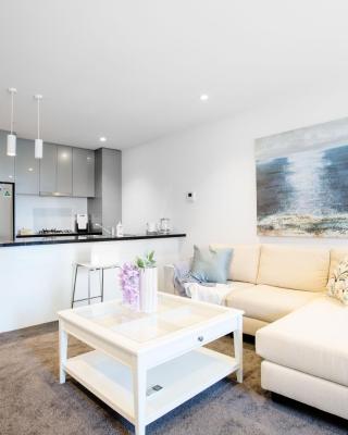 South bank 1 bedroom apartment With 1 Parking