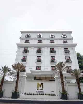 M2 Square by Monday Premium