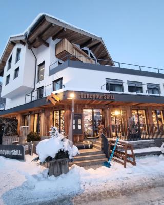 SKILL Mountain Lodge - Ski und Bike Hostel inklusive JOKER CARD