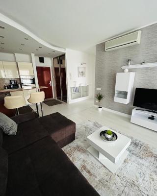 Marina Bay Apartman