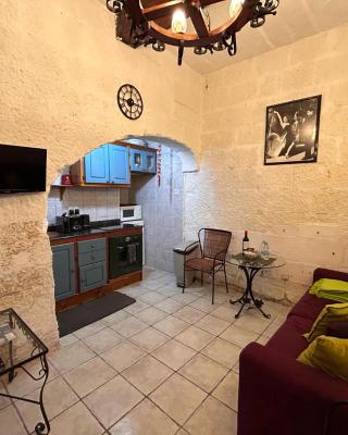 Central Valletta Townhouse with Maltese Balcony