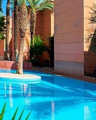 maison noé ,Résidence al quaria Assiyahia avec piscine