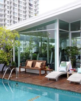 Sabai Sathorn Service Apartment