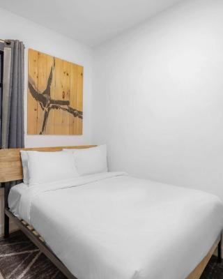 Hotel 27 by LuxUrban, a Baymont by Wyndham