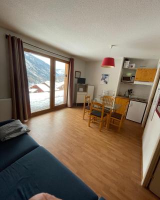 Studio Orelle 3 Vallées - Spa & Piscine - Apt 004