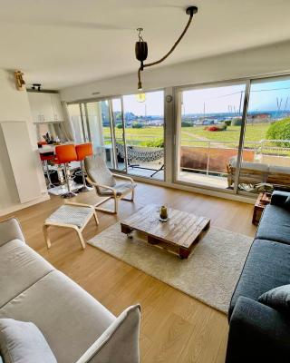Superb studio facing the sea with large terrace