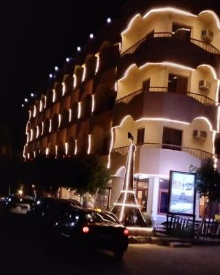 Eiffel Hotel Hurghada