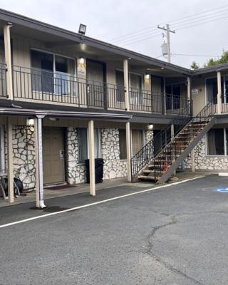 Anchor Bay Inn near Winchester Bay
