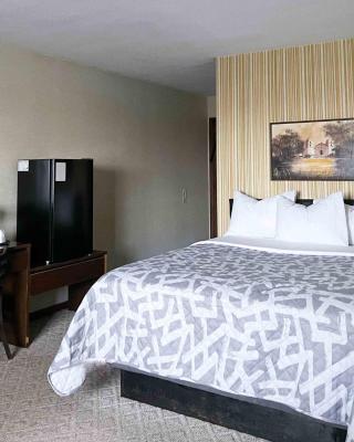 The Trail Inn - Slayton, MN - HWY 59