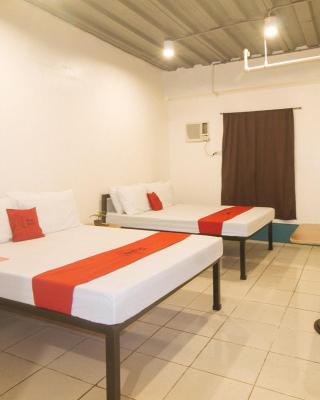 RedDoorz at Crowne One Condo