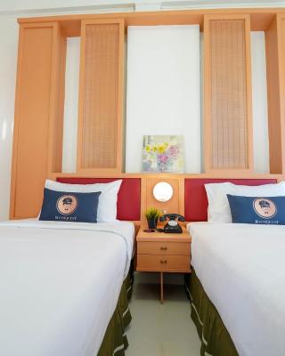 RoomQuest Hotel Pratunam