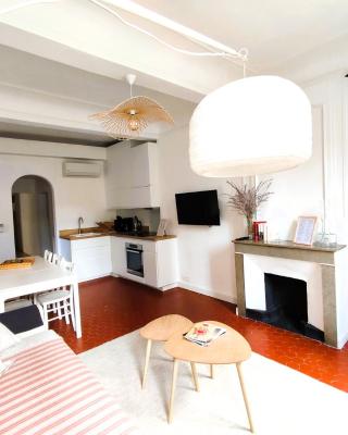 Appartement climatisé parking gratuit surveillé