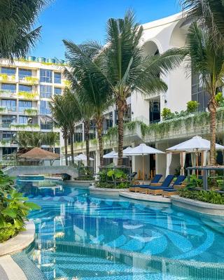 La Green Hotel and Residence