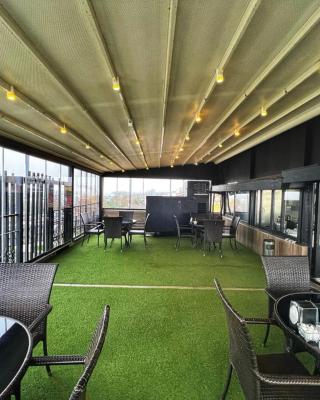 Seref Hotel