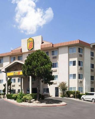 Super 8 by Wyndham Austin North/University Area