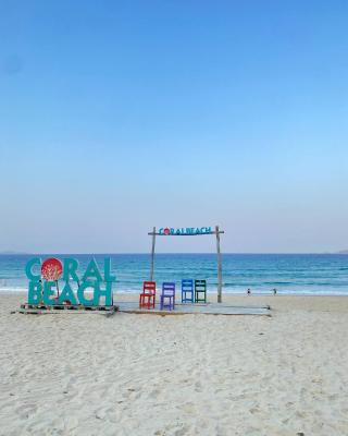 K' căn hộ view biển gần Sân bay Cam Ranh