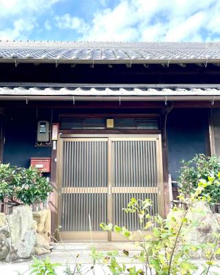 ギャラリー宿　INNAHOUSE ANDAGALLERY
