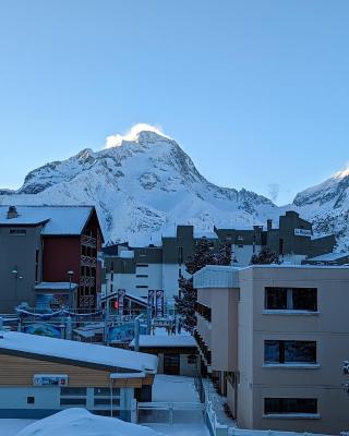 STUDIO pied des pistes et commerces