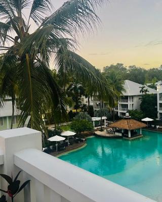 Palm Cove Beach Club Penthouse