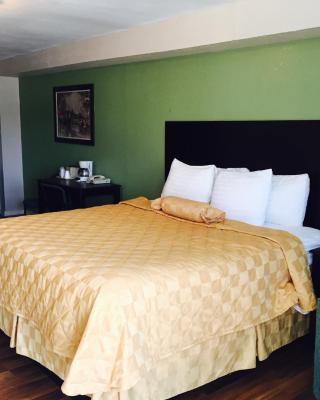 Executive Inn & Kitchenette Suites-Eagle Pass