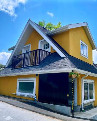 Vancouver’s Homey Laneway House