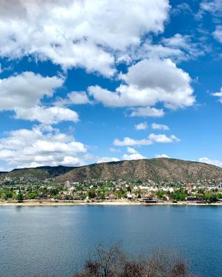 casas lago san roque