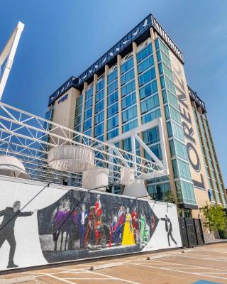 Lorenzo Hotel Dallas, Tapestry Collection by Hilton