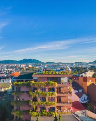 Brick House Dalat Hotel