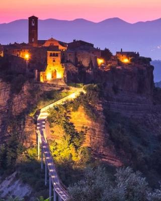 Marcella va a Civita