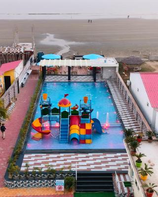 Hindusthan Inn - On Beach