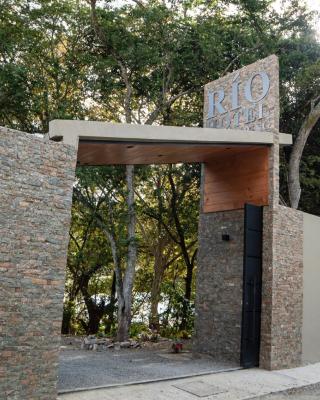 RIO HOTEL Y GLAMPING