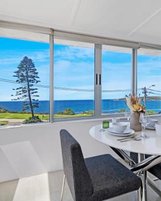 Ocean View 1 bedroom Private Apartment next to Maroubra Beach
