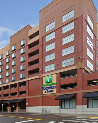 Holiday Inn Express & Suites Tacoma Downtown, an IHG Hotel