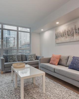 Cozy 2BR Close to CN Tower & Harbourfront