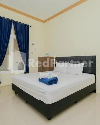 Grand Kencana Guesthouse Syariah near Wisata Bahari Lamongan