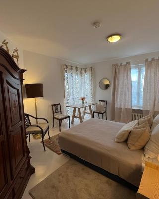 Privatzimmer 15 qm mit Gemeinschaftsbad