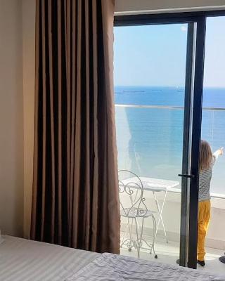 Song Suoi Quy Nhon Beachfront Apartment